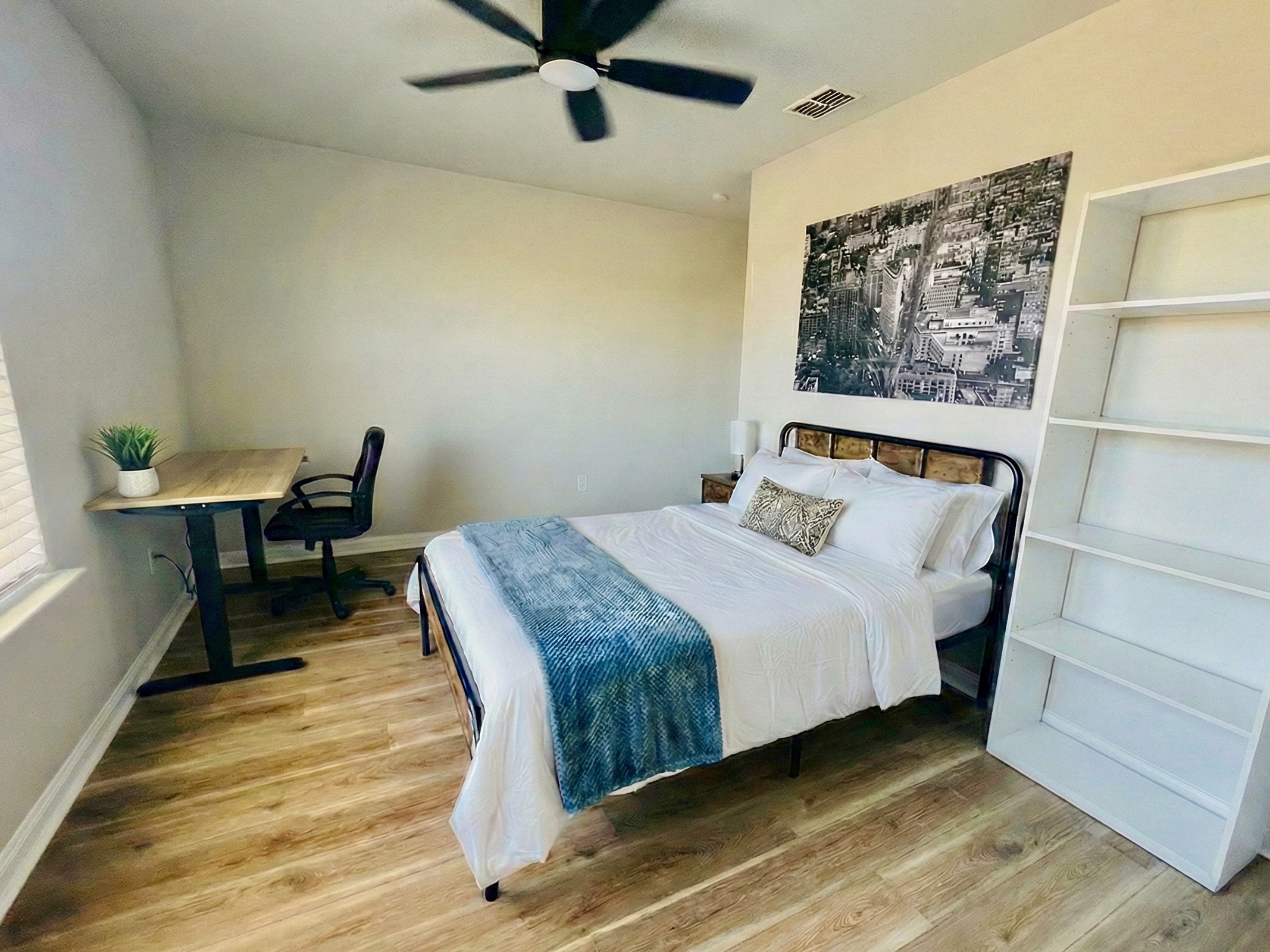 Co-living room in Fort Worth, TX